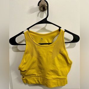 NWT All In Motion Seamless Rib Bra - Gold - L